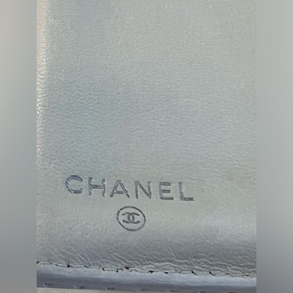 Chanel White Perforated Leather Continental Wallet w/Silver CC Hardware/Logo - Picture 14 of 16